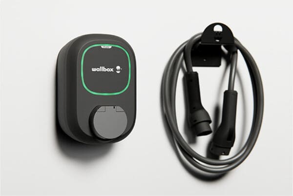 Wallbox Pulsar Plus Socket