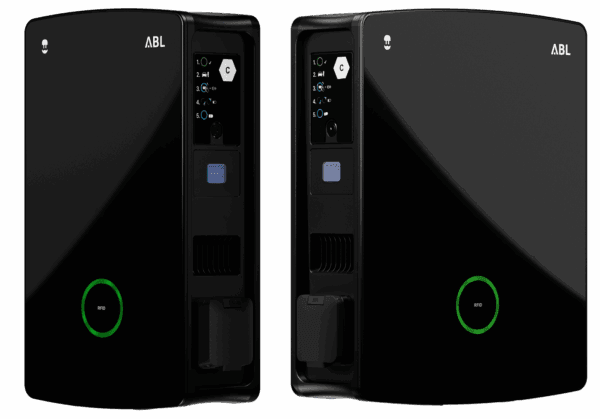 Wallbox eM4 Dual Socket 22kW