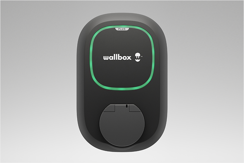 Wallbox Pulsar Max Socket